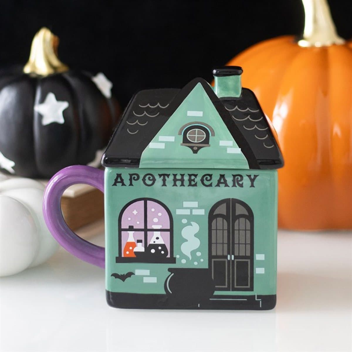 Ceramic apothecary shop shaped mug with a lid