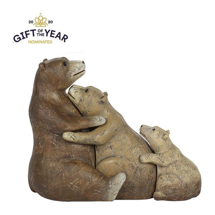 Bear family ornament with a daddy, mummy and baby bear