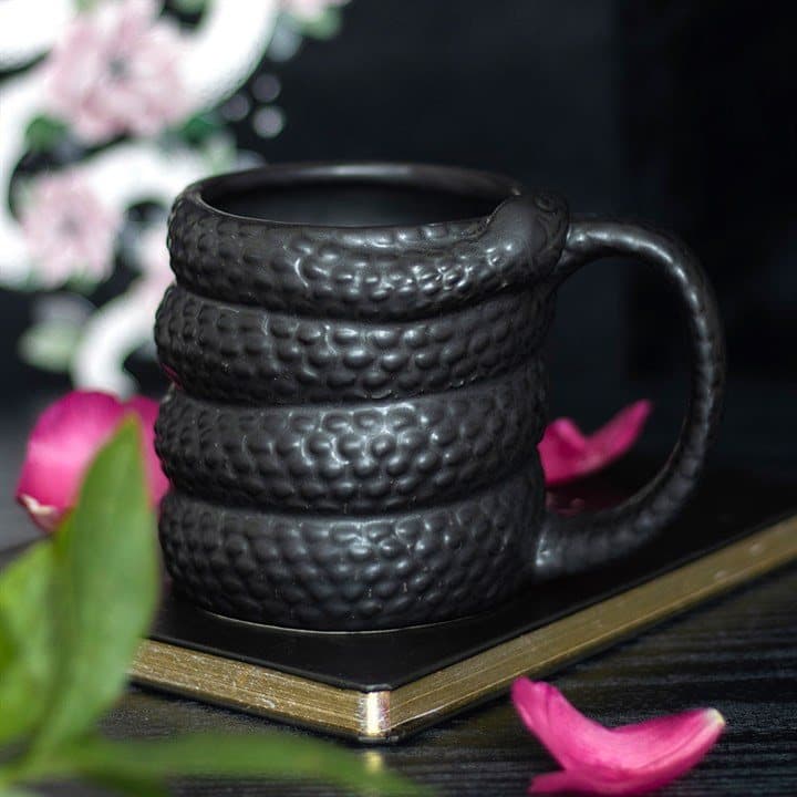 Black coiled snake mug