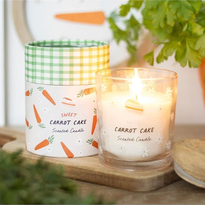 Carrot cake scented candle