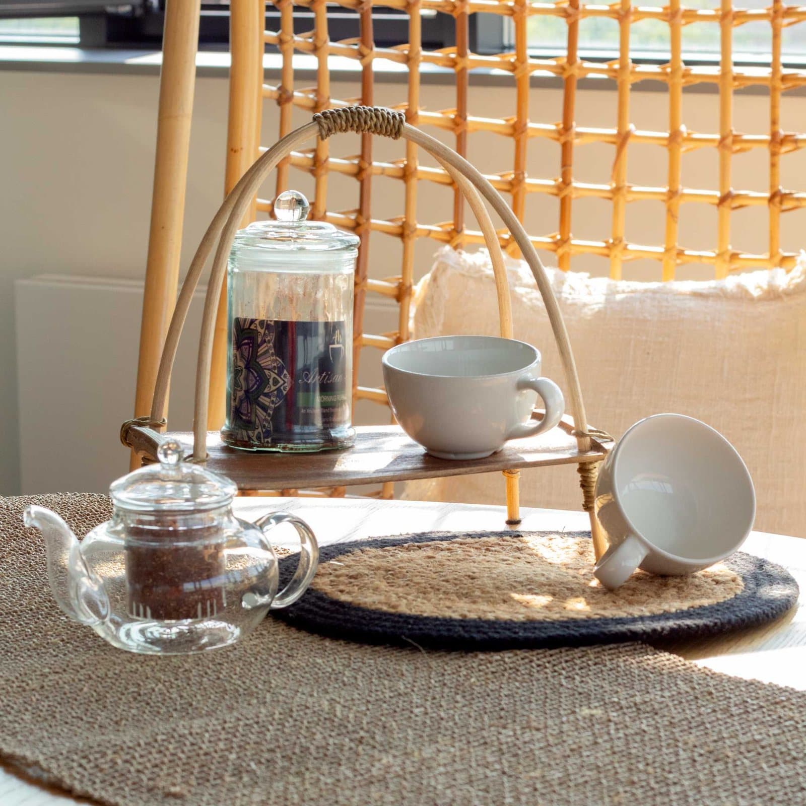 Coconut leaf tea stand
