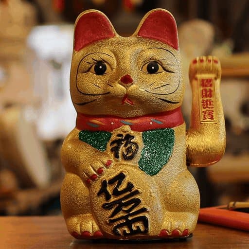 Extra large Chinese lucky waving money cat with raised left hand