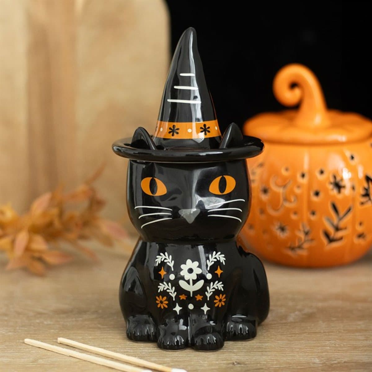 Black cat shaped ceramic oil burner with folk flowers