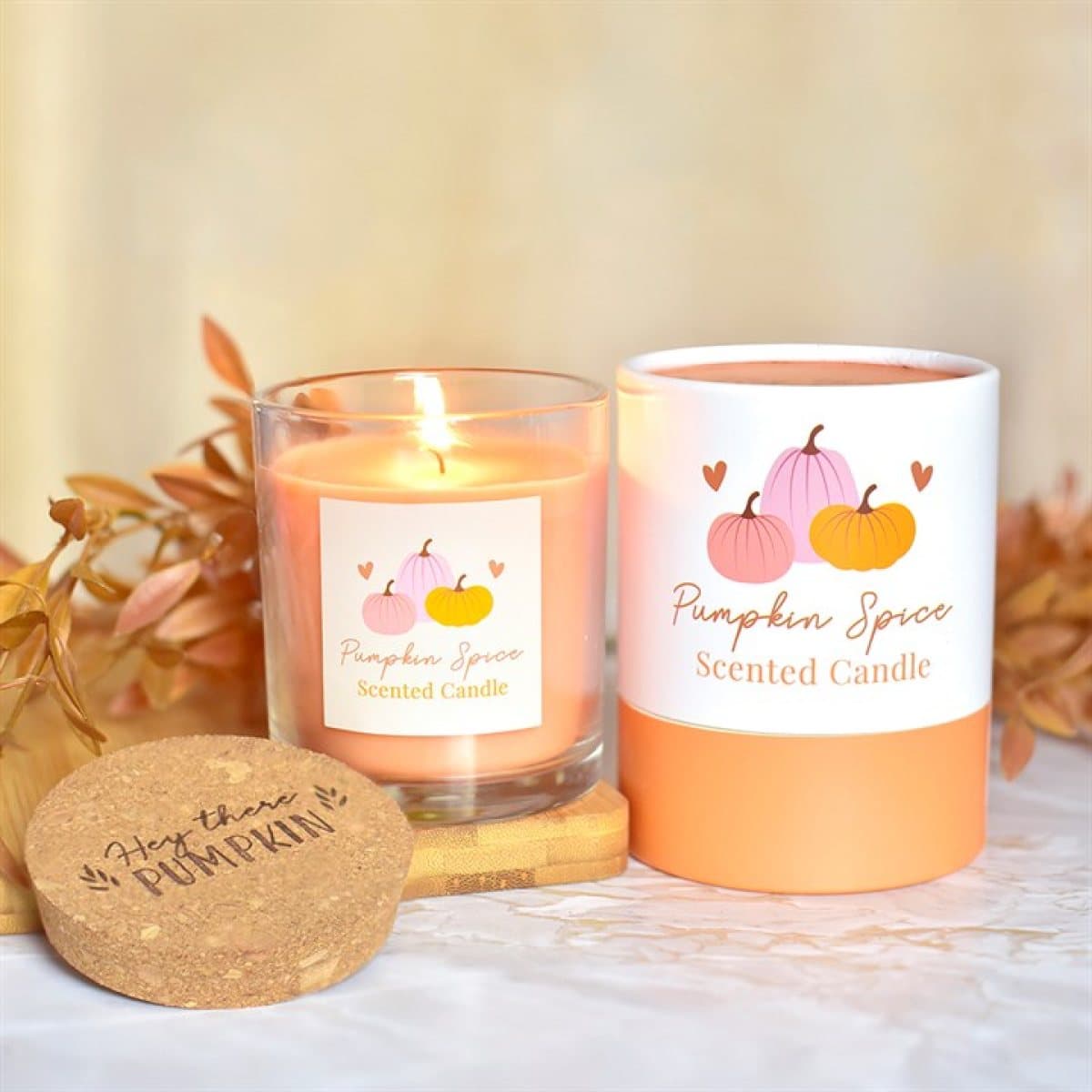 Pumpkin pie candle with a cork lid