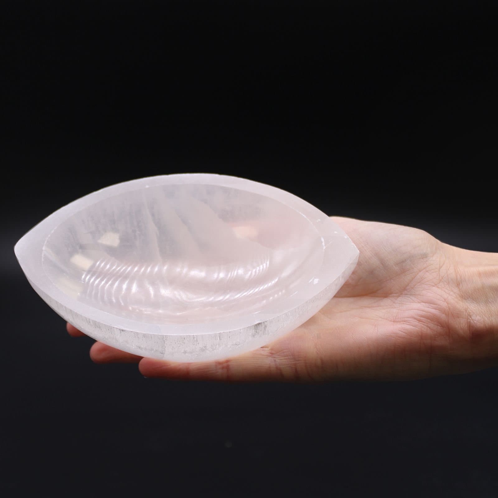 Selenite eye bowl, 15 cm, shown in the main product photo