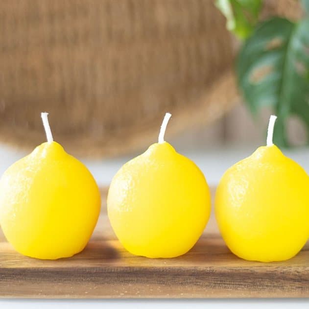 Set of 3 lemon shaped candles