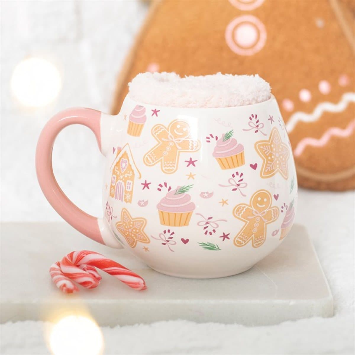 Gingerbread cookie print ceramic mug with fluffy socks and a colour gift box