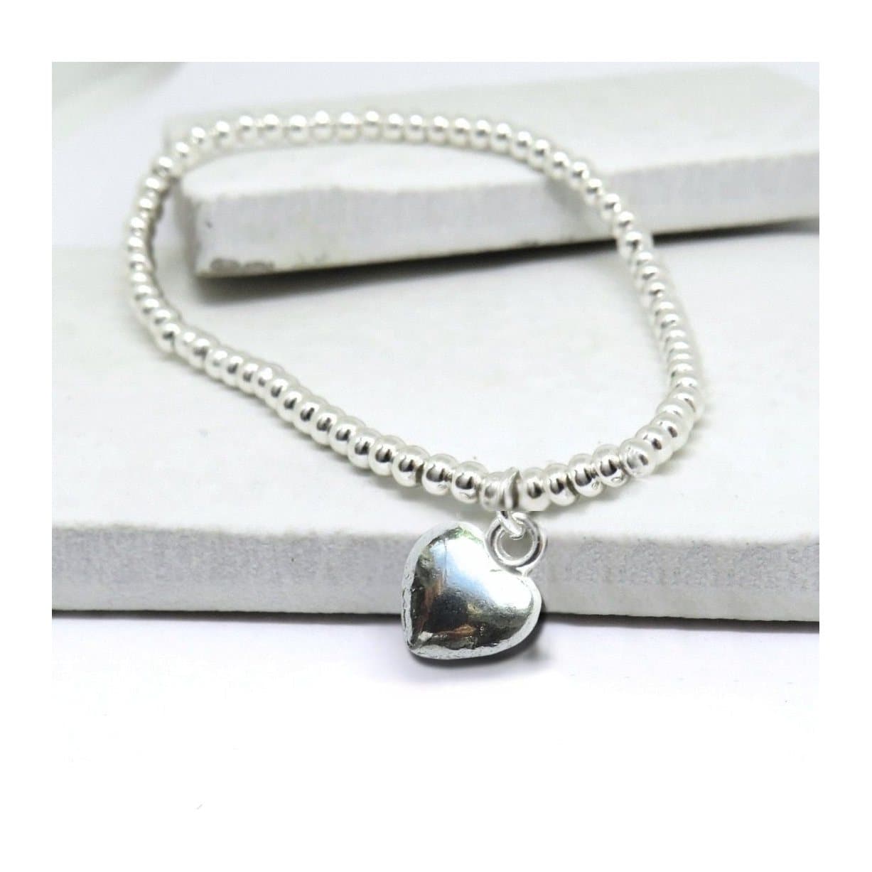 Silver plated beaded heart bracelet with a Best Dog Mum message card