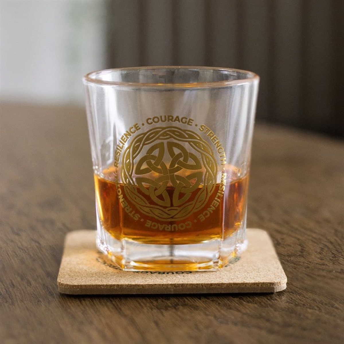 Celtic shield knot whisky glass with coaster