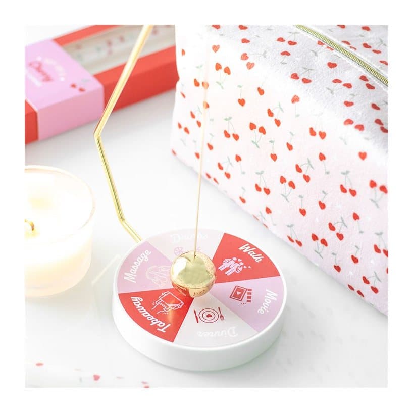 Date night pendulum decision maker
