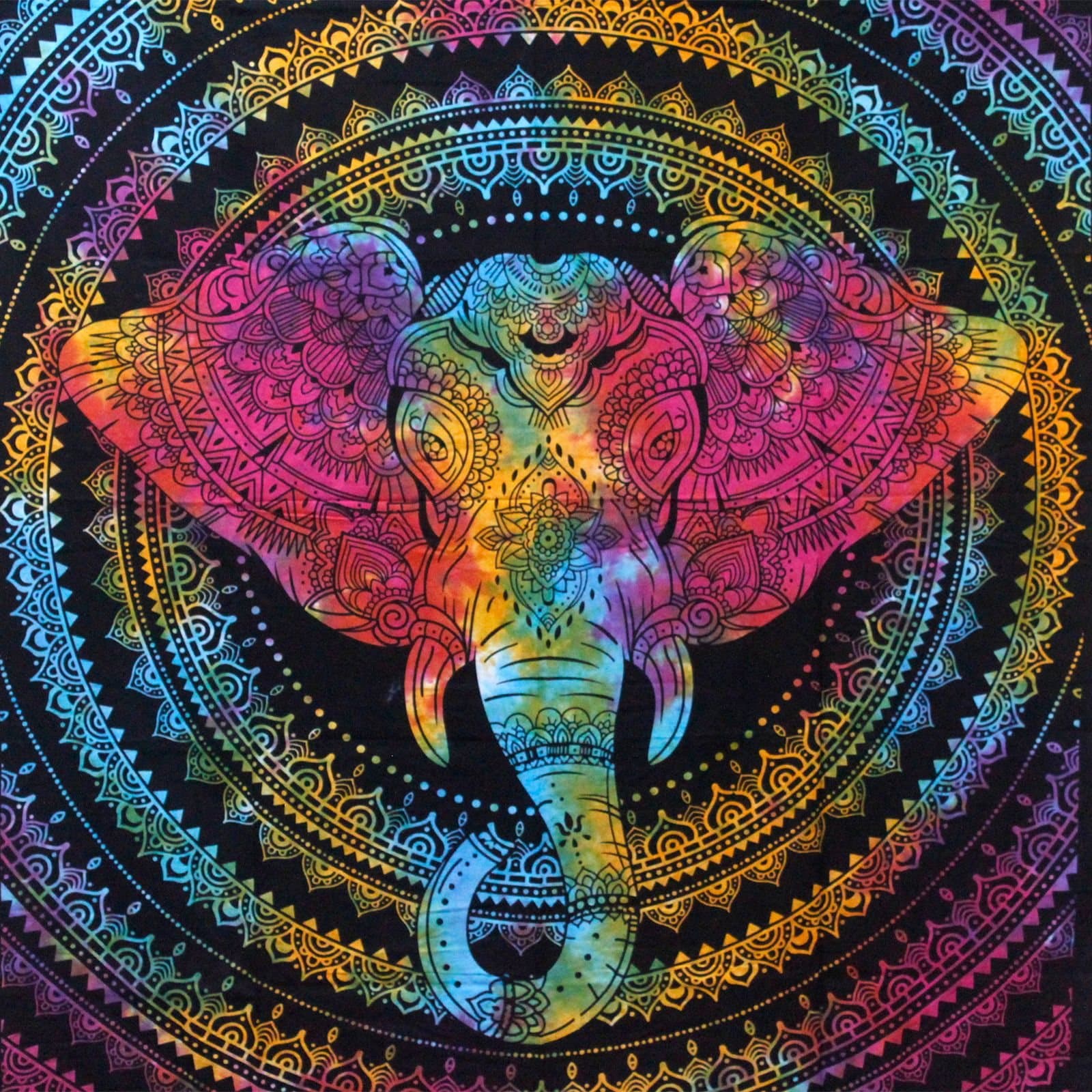 Double cotton bedspread and wall hanging with an Elephant Head design