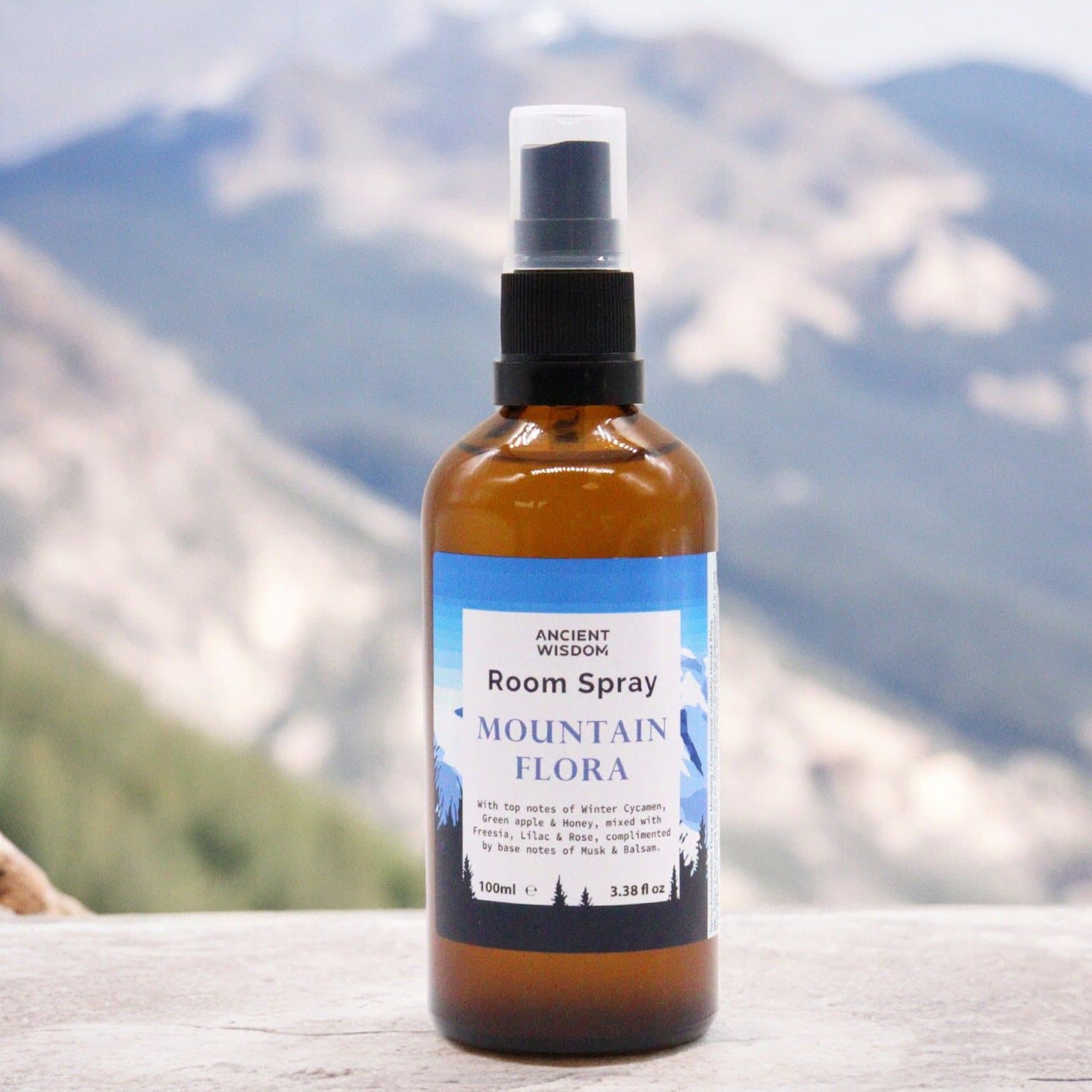 Mountain Flora 100 ml room spray bottle