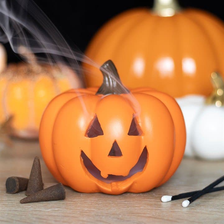 Jack-o'-lantern incense cone holder