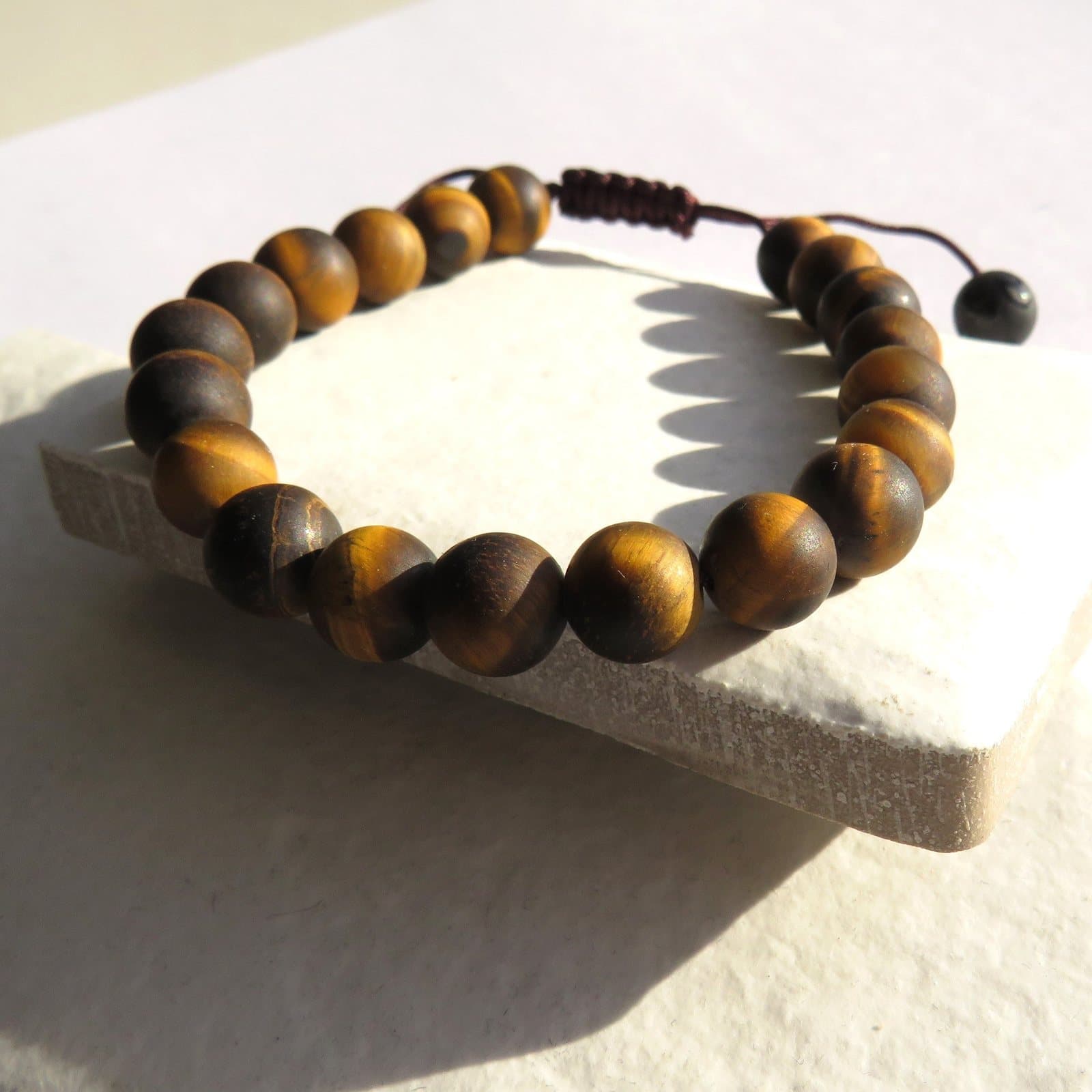 Men's tiger's eye bracelet with matt natural tiger's eye beads