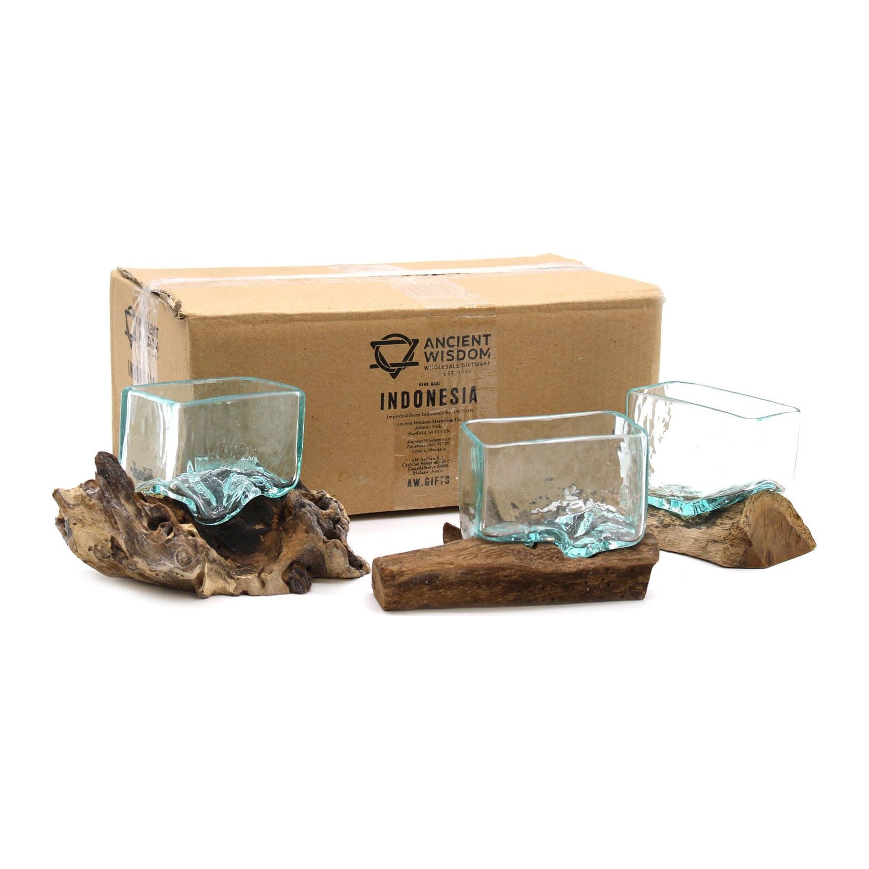 Glass bowl on Gamal wood with stand