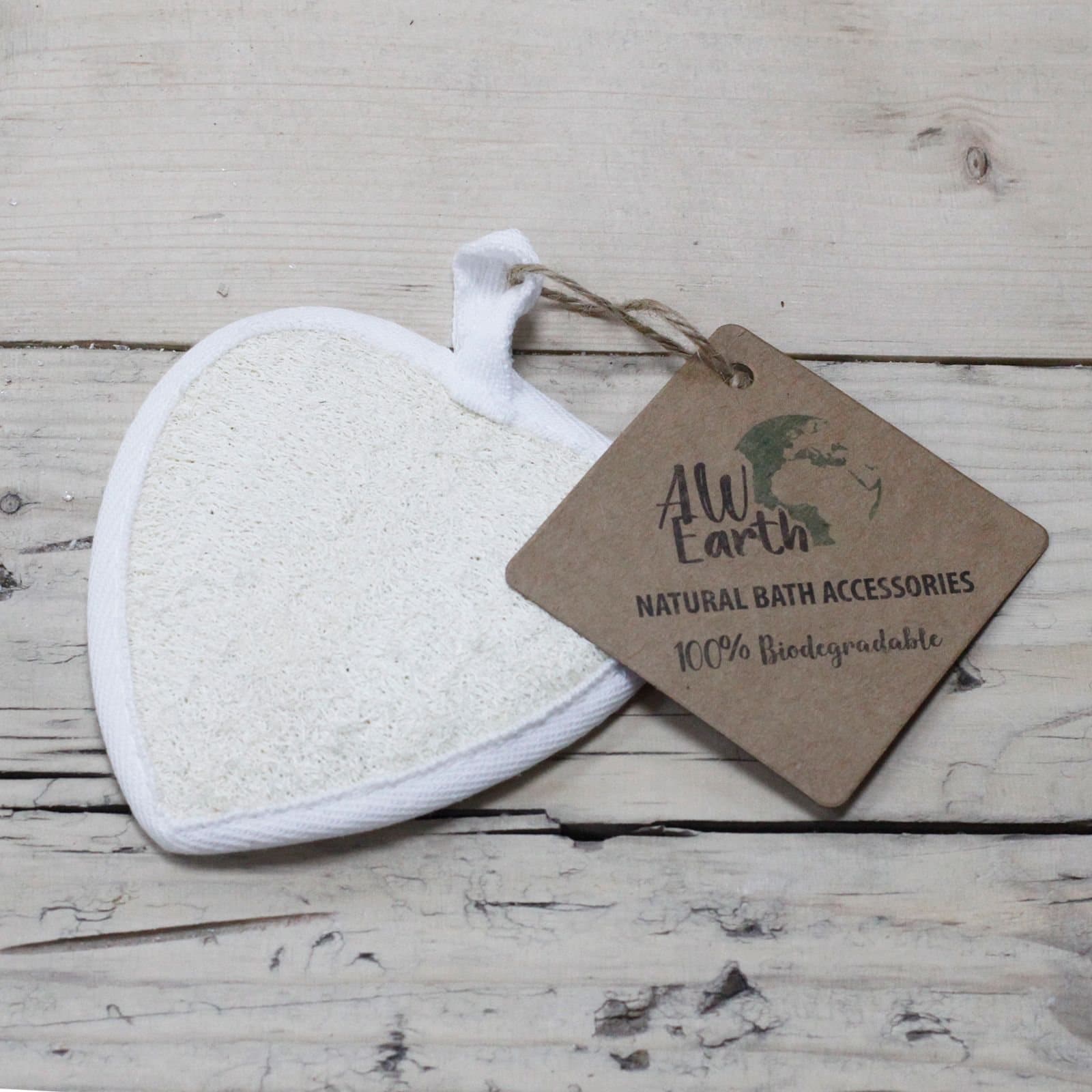 Pack of 2 natural loofah body scrubs shaped like hearts