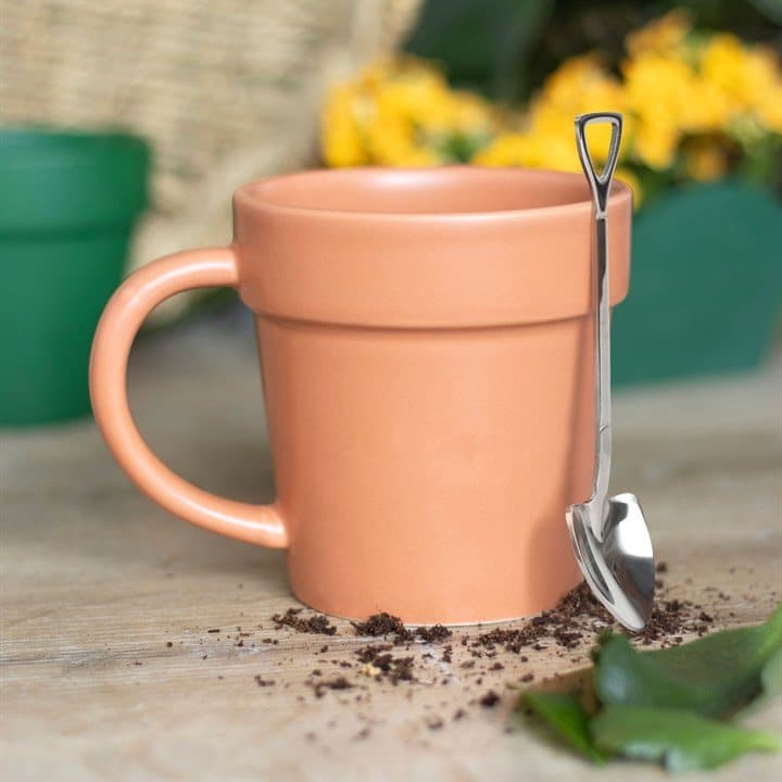 Ceramic plant pot shaped mug with a mini shovel spoon