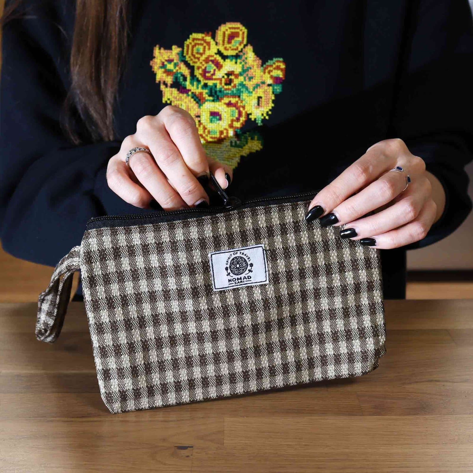 Pack of two gift pouches in assorted materials, with a loop